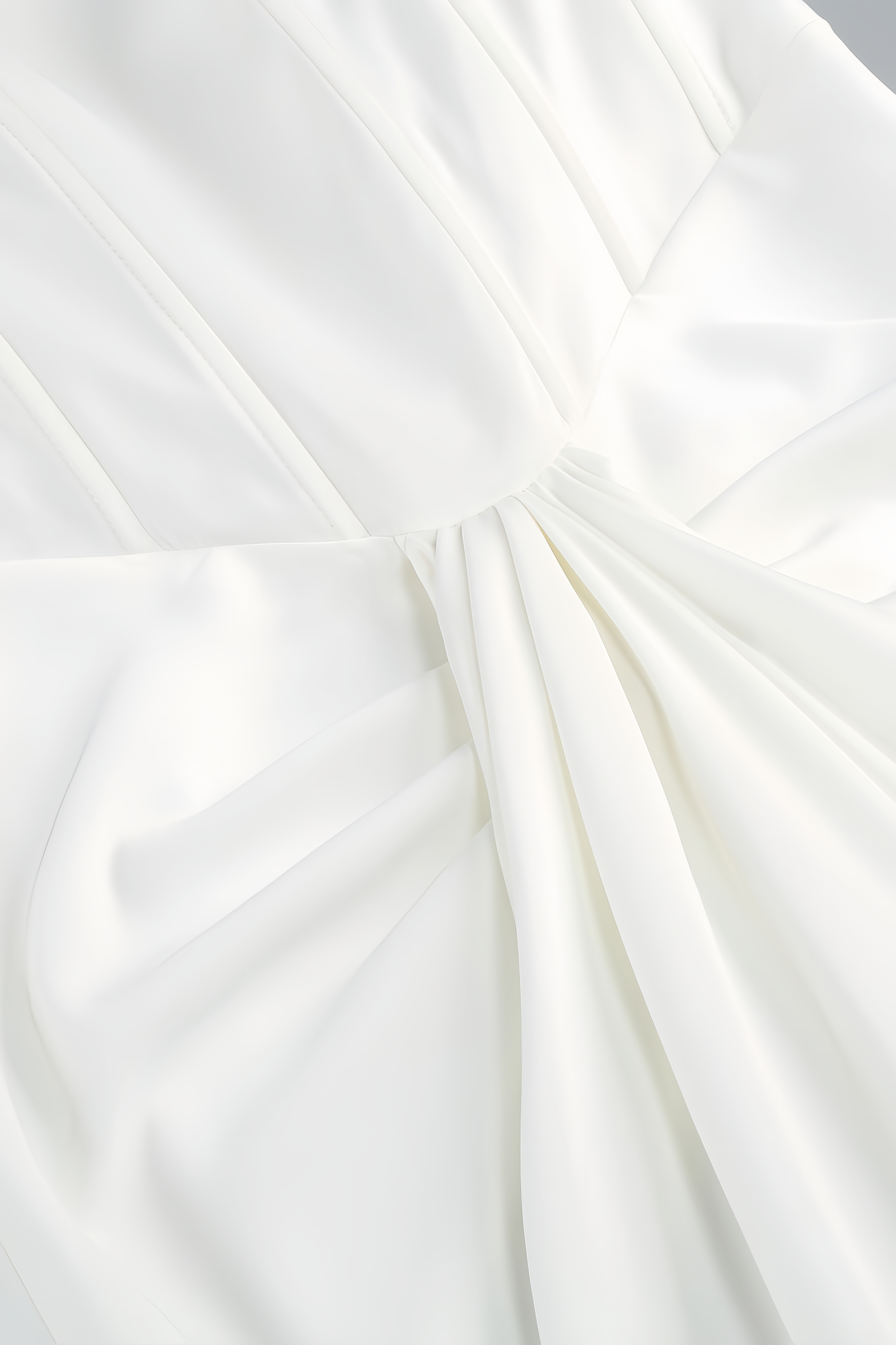 Donna White Strapless Fishbone Maxi Dress