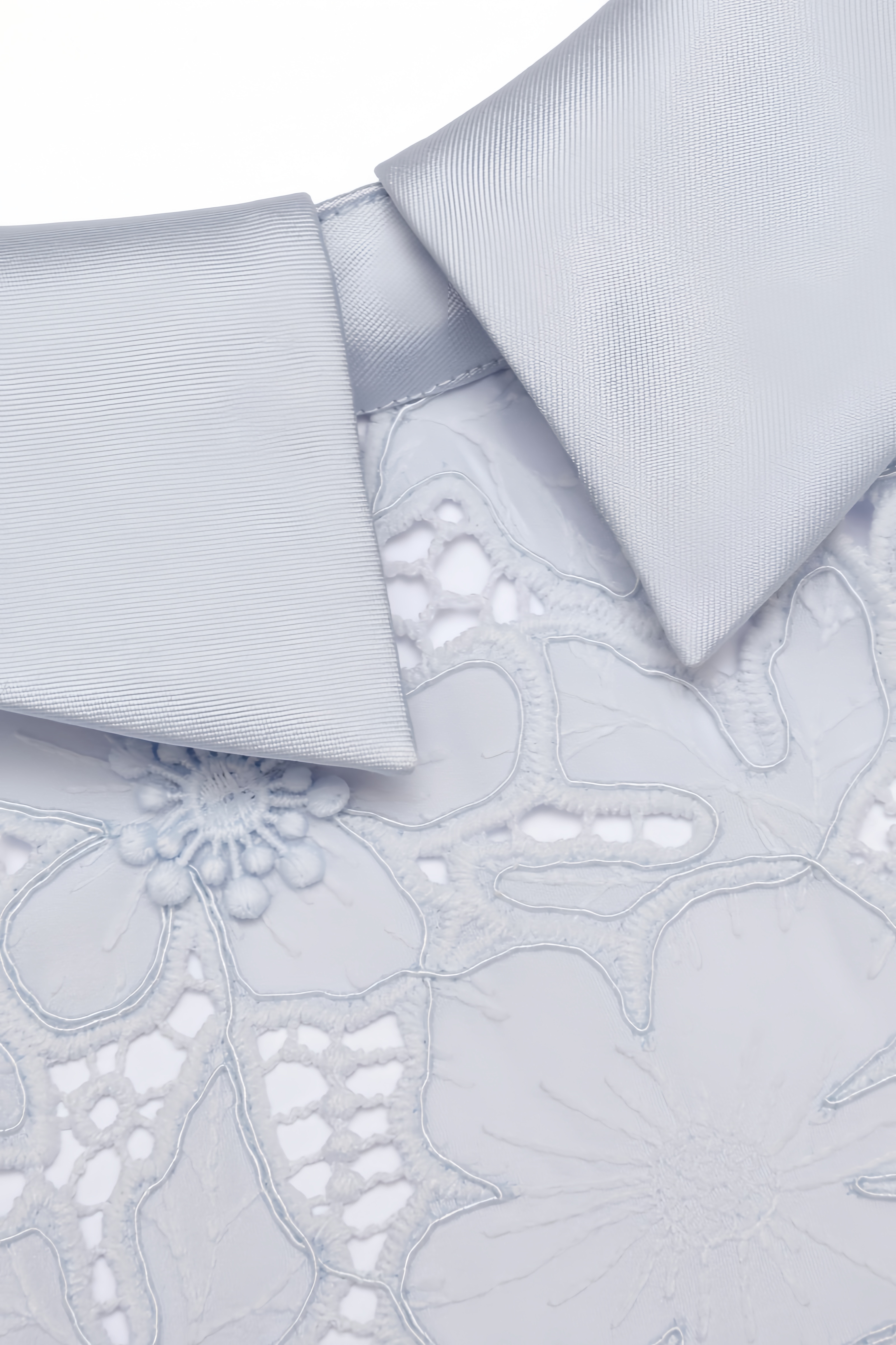 Saelad Blue Floral Lace Midi Dress