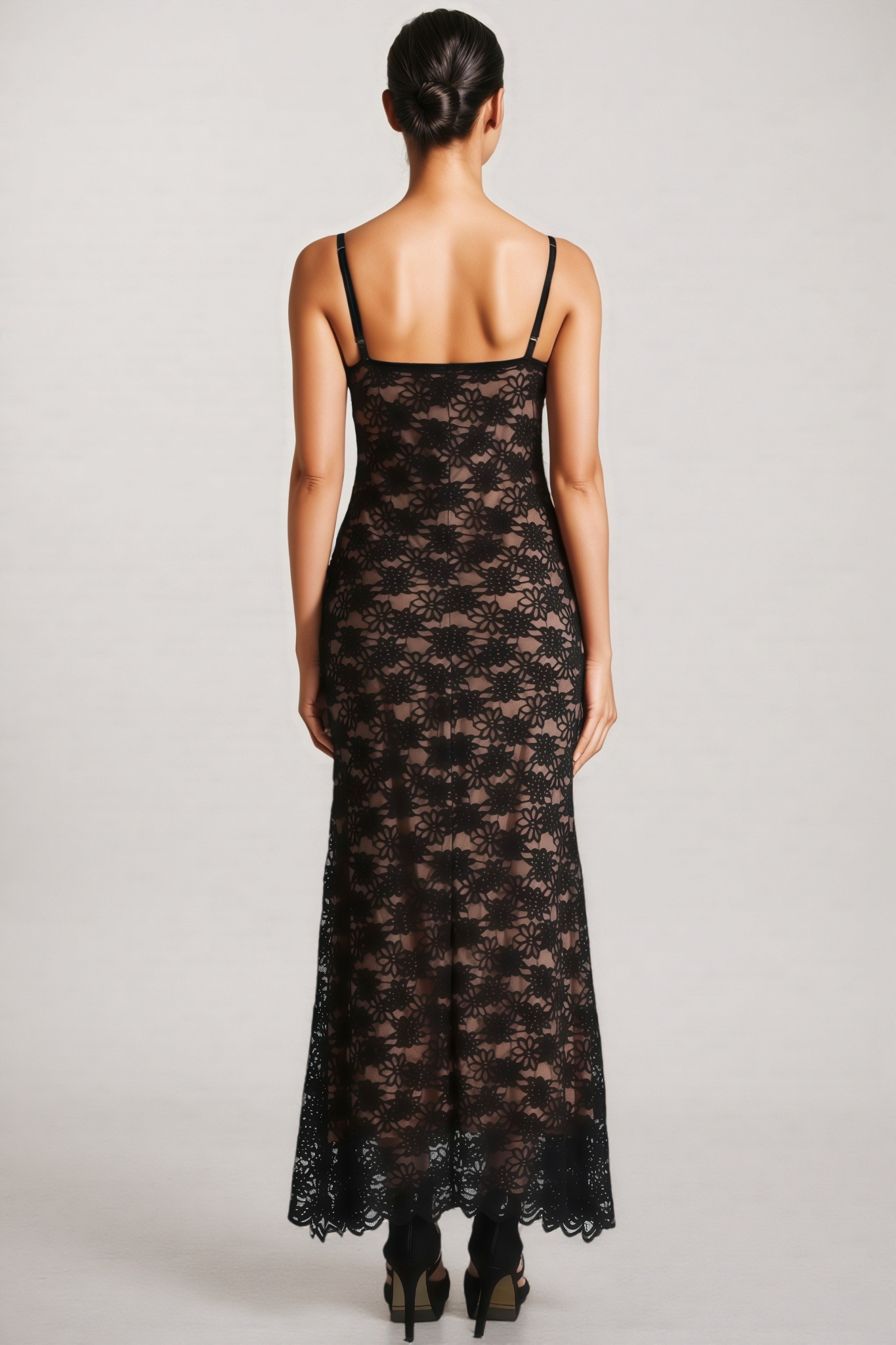 Vanni Black Lace Sleeveless Maxi Dress