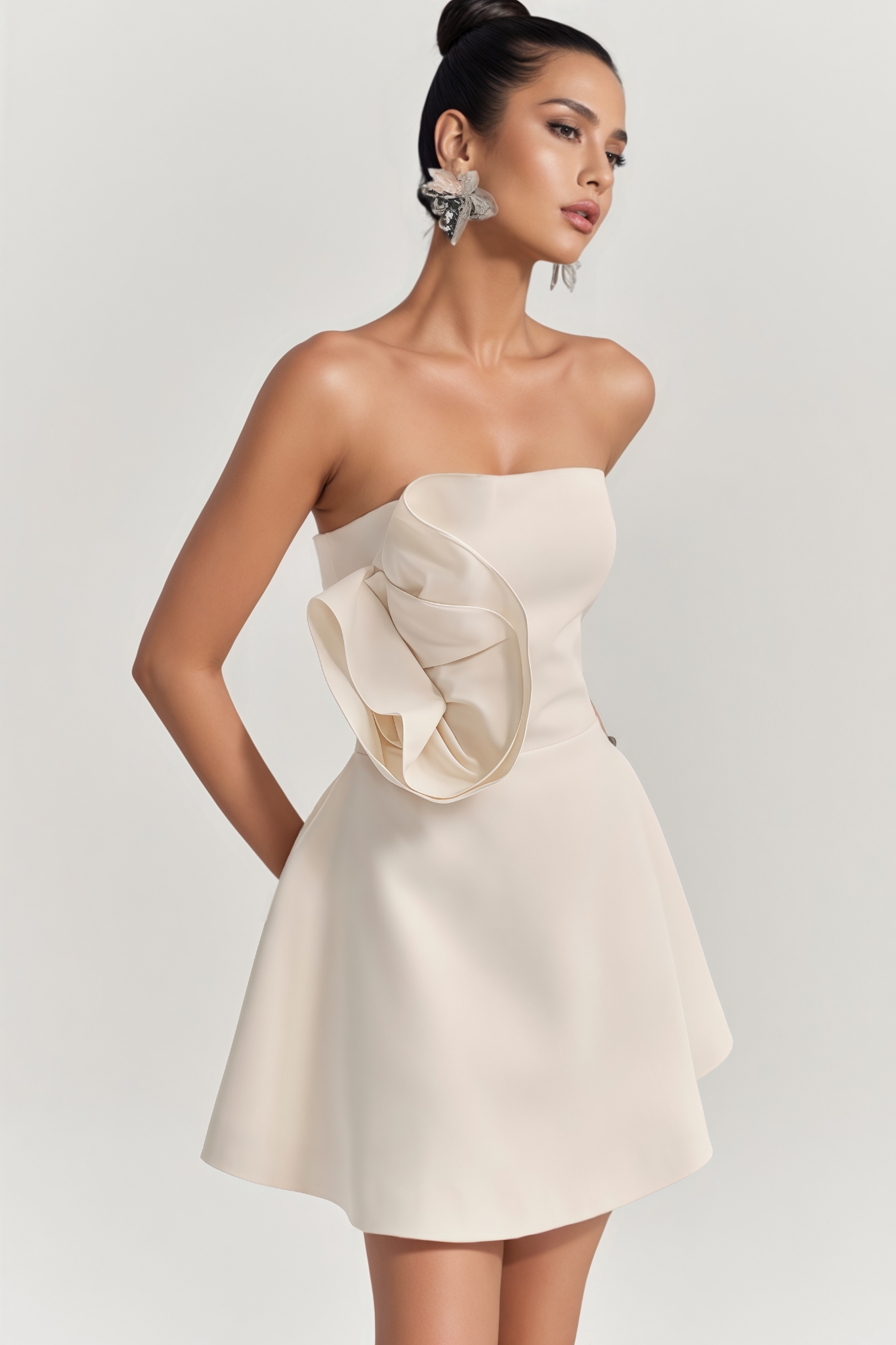 Methaw Beige Strapless Mini Dress