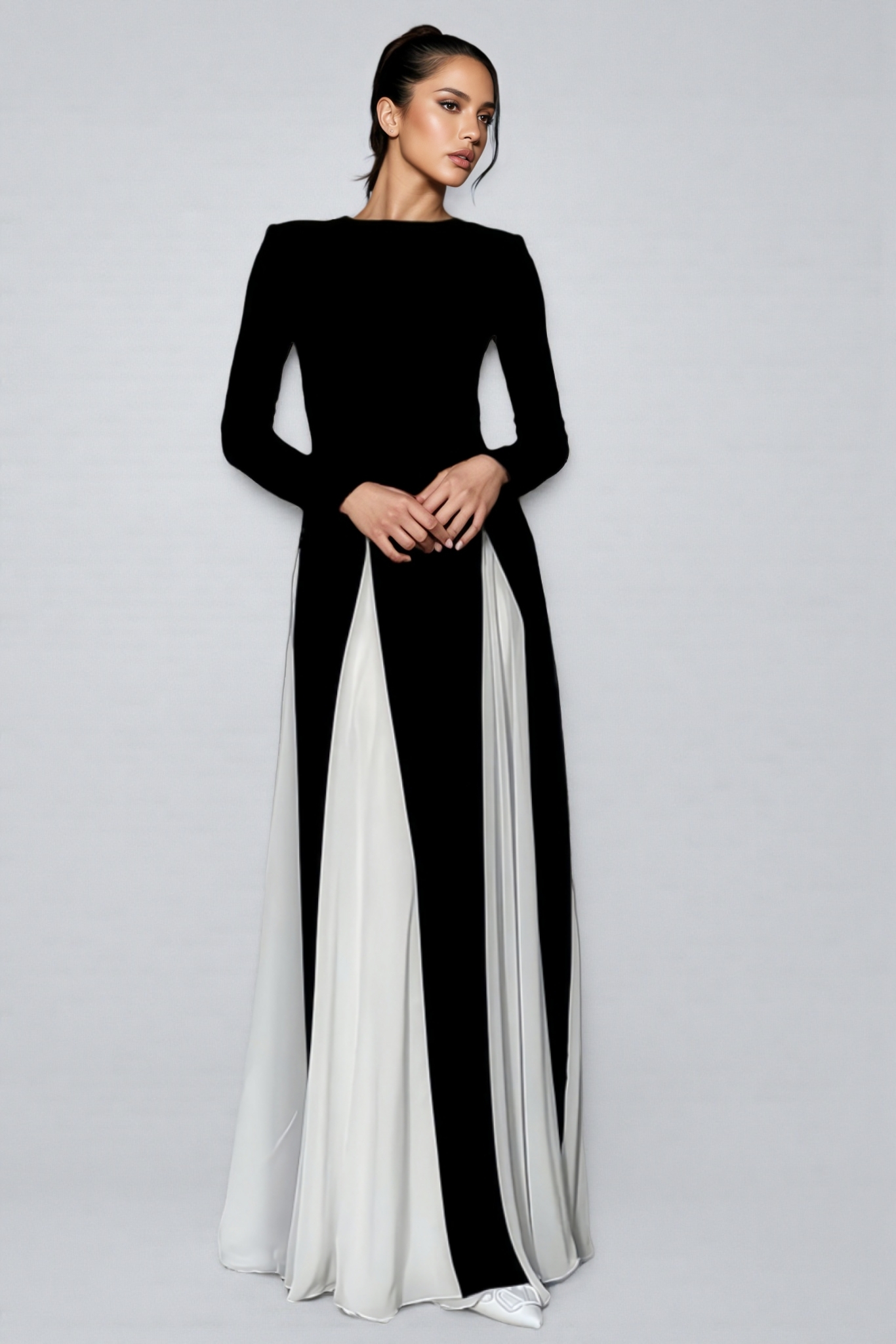 Liwy Black And White Clashing Long Sleeve Maxi Dress