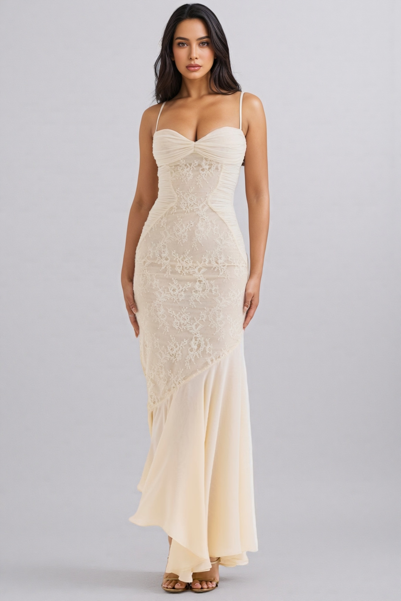 Vaelse Lace Ruffle Halter Maxi Dress