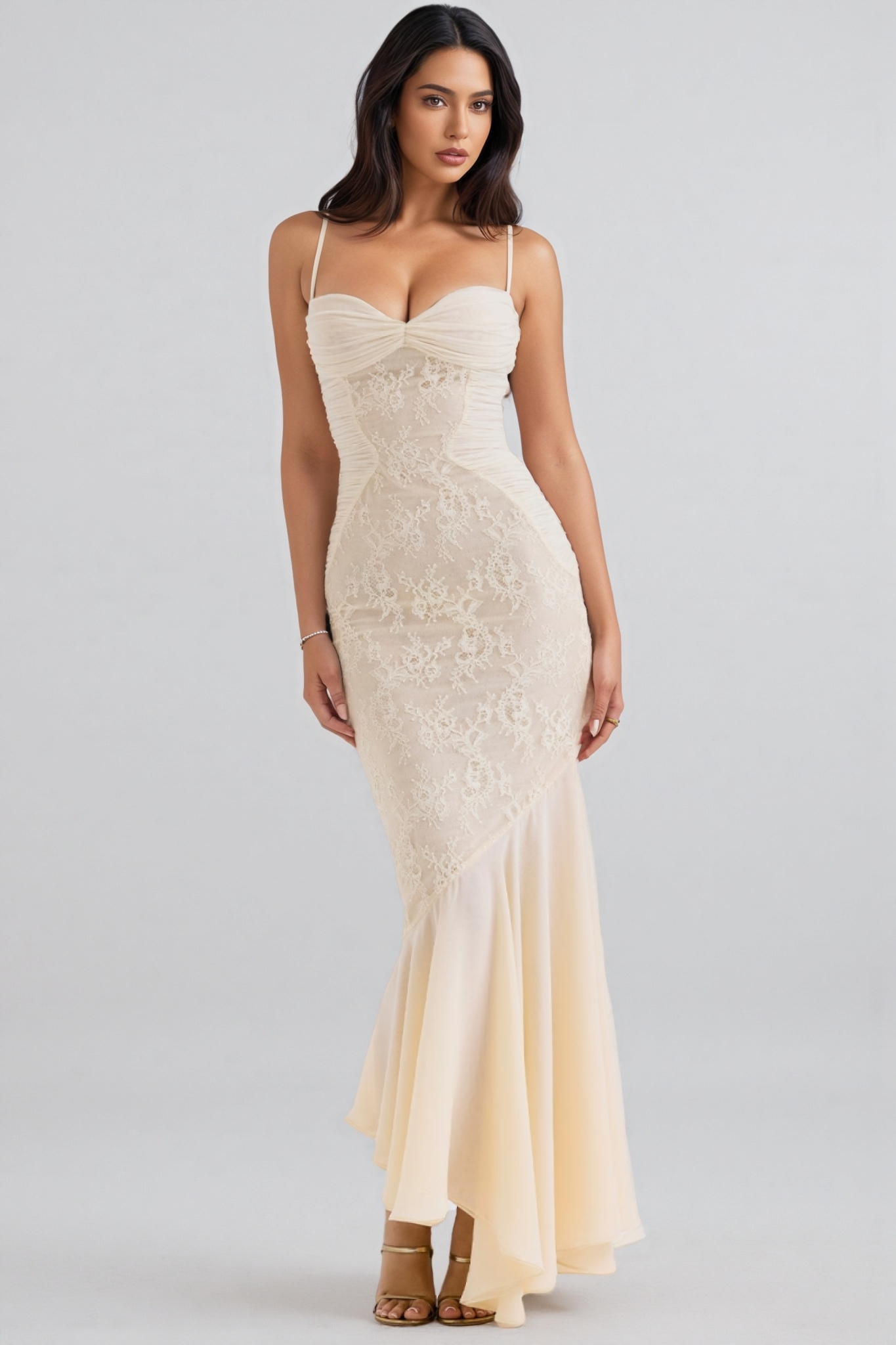 Vaelse Lace Ruffle Halter Maxi Dress