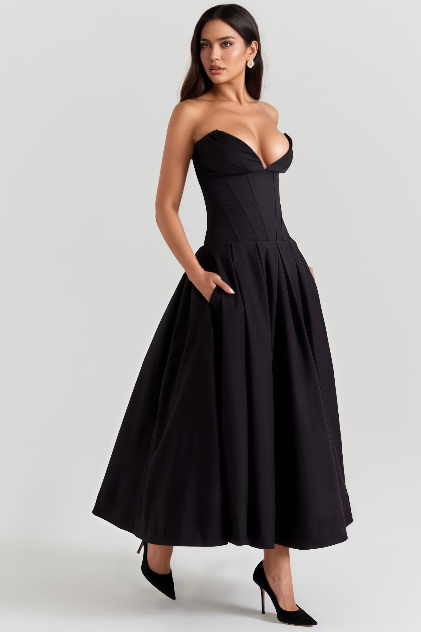 Neavn Black Strapless Maxi Dress