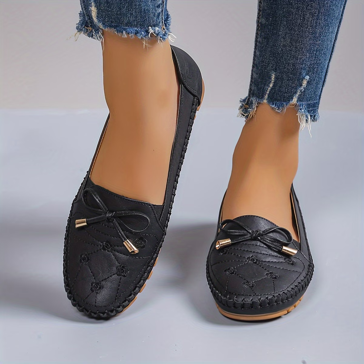 Women's Lightweight & Comfortable Bow-decorated Leather Flat Penny-loafer Slip-on Shoes