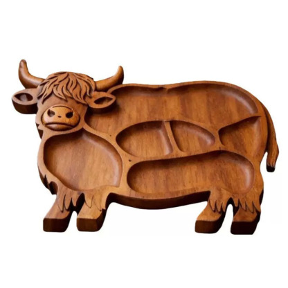 🐮 Highland Cow Wooden Charcuterie Board