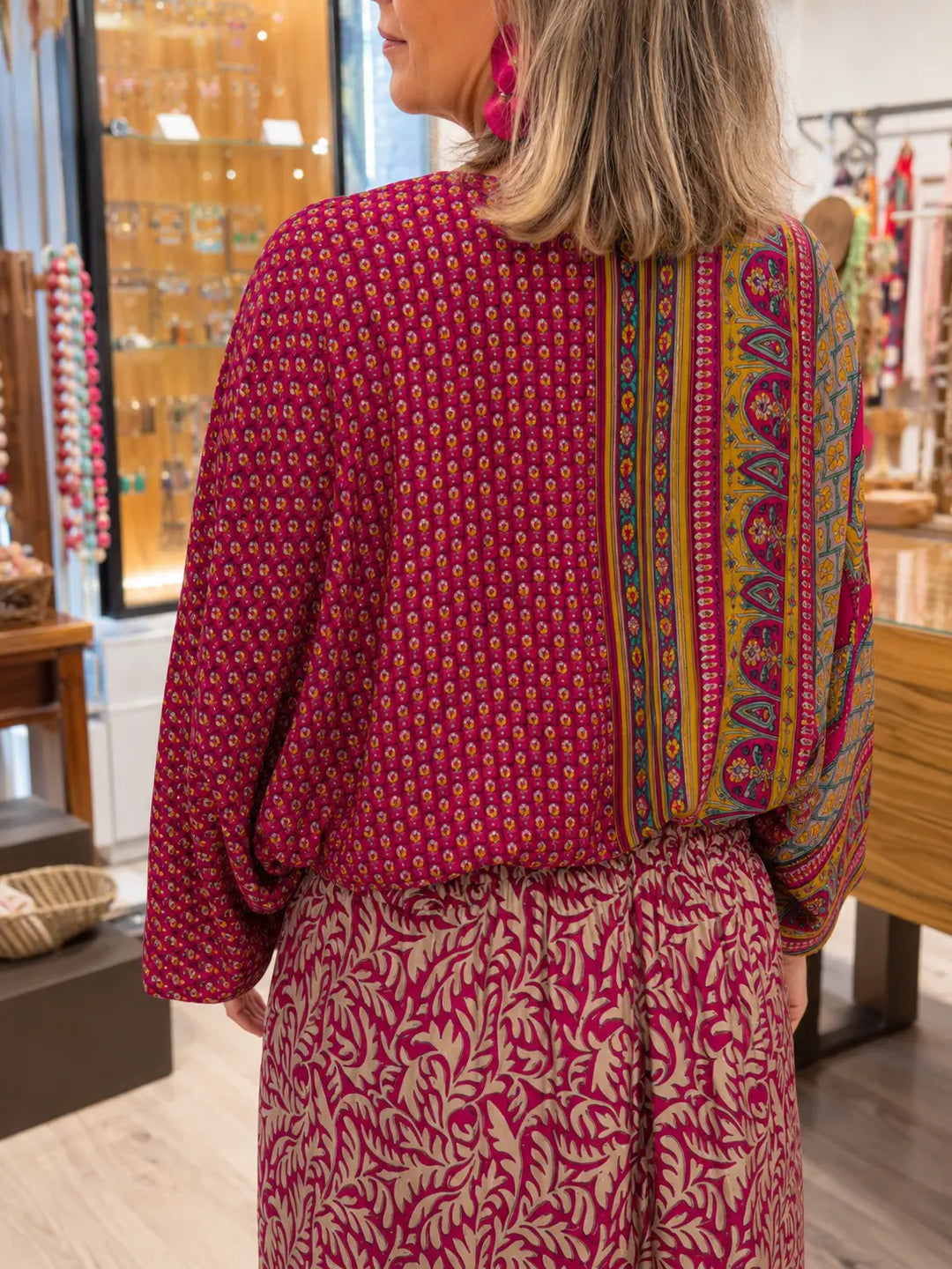 Magenta Geometric Print Kimono Blouse – V-Neck Wide Sleeve Top