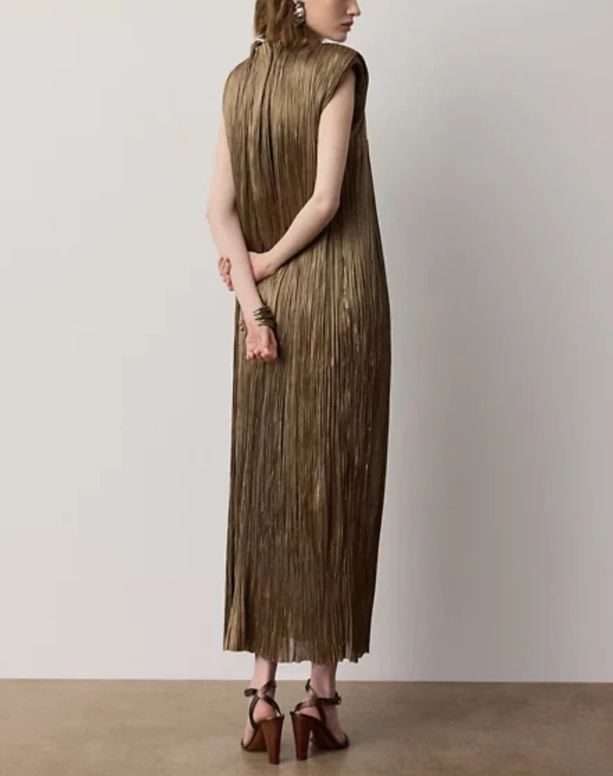 Metallic Pleated Padded Shoulder Sleeveless Column Maxi Dress with High Neck [erp-image:5079887034ef29520e33c5ff]