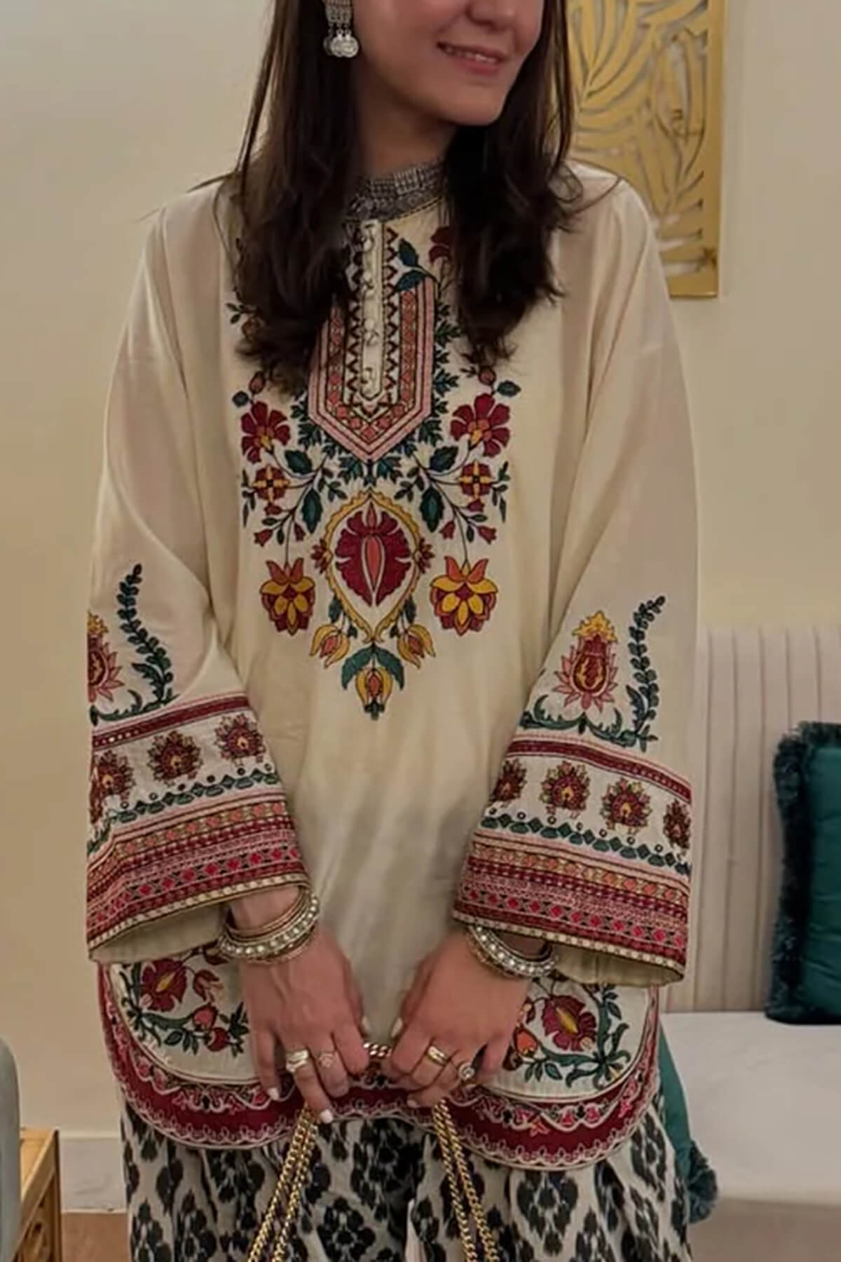 Retro Ethnic Print Bell-Sleeve Loose-Fitting Shirt