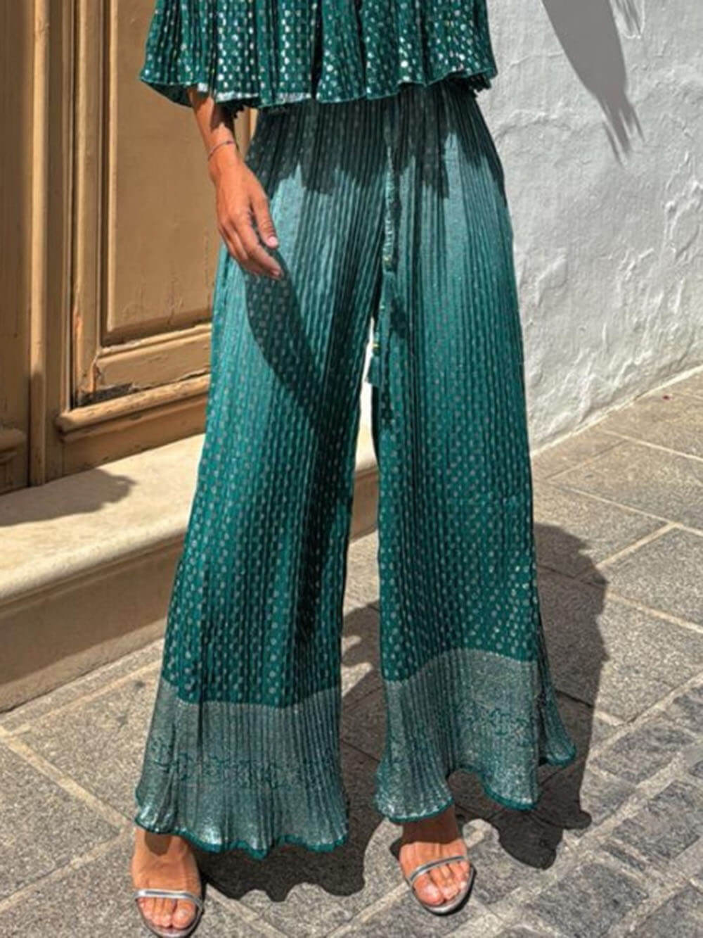 Modern Feel Unique Contrasting Print Elastic Waistband Pocket Wide Leg Pants