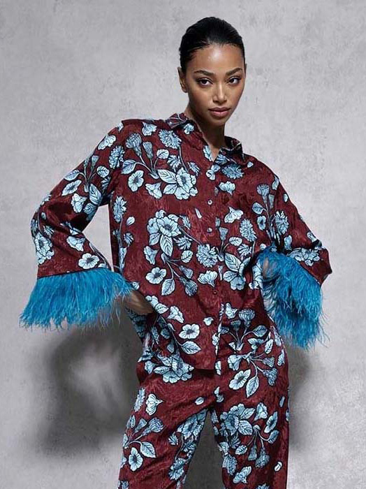 Retro Floral Print Satin Feather Sleeve Shirt