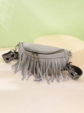 Vintage Totem Shoulder Strap Tassel Hobo Bag main image 0