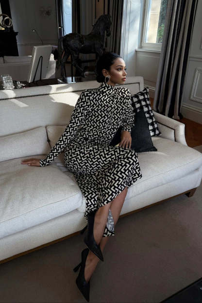 Exquisite Black And White Geometric Print Asymmetrical Maxi Dress