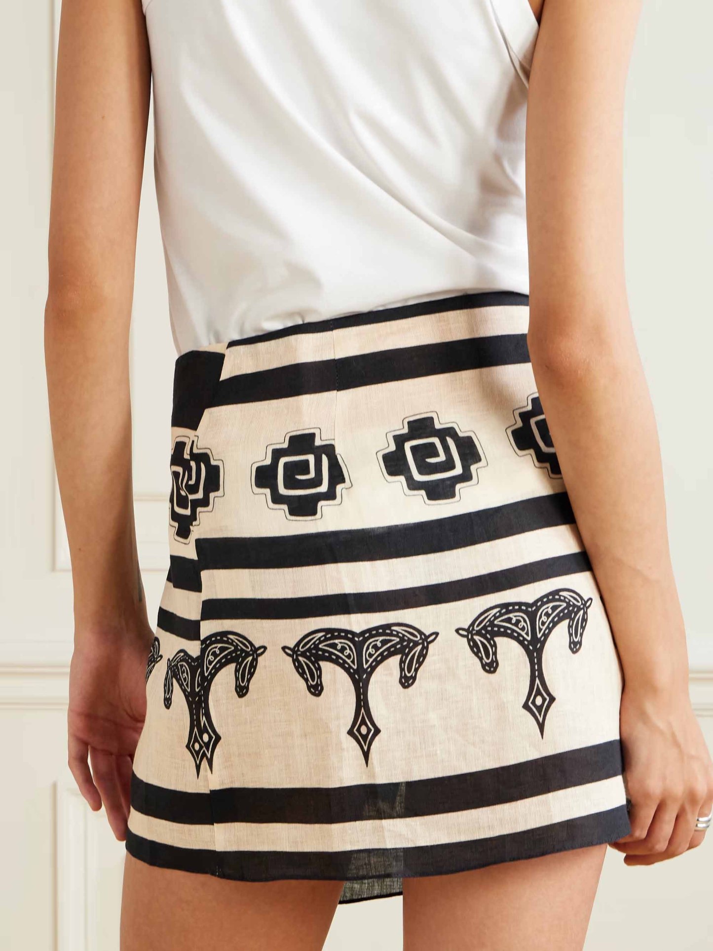 Exquisite Striped Geometric Print Mini Skirt