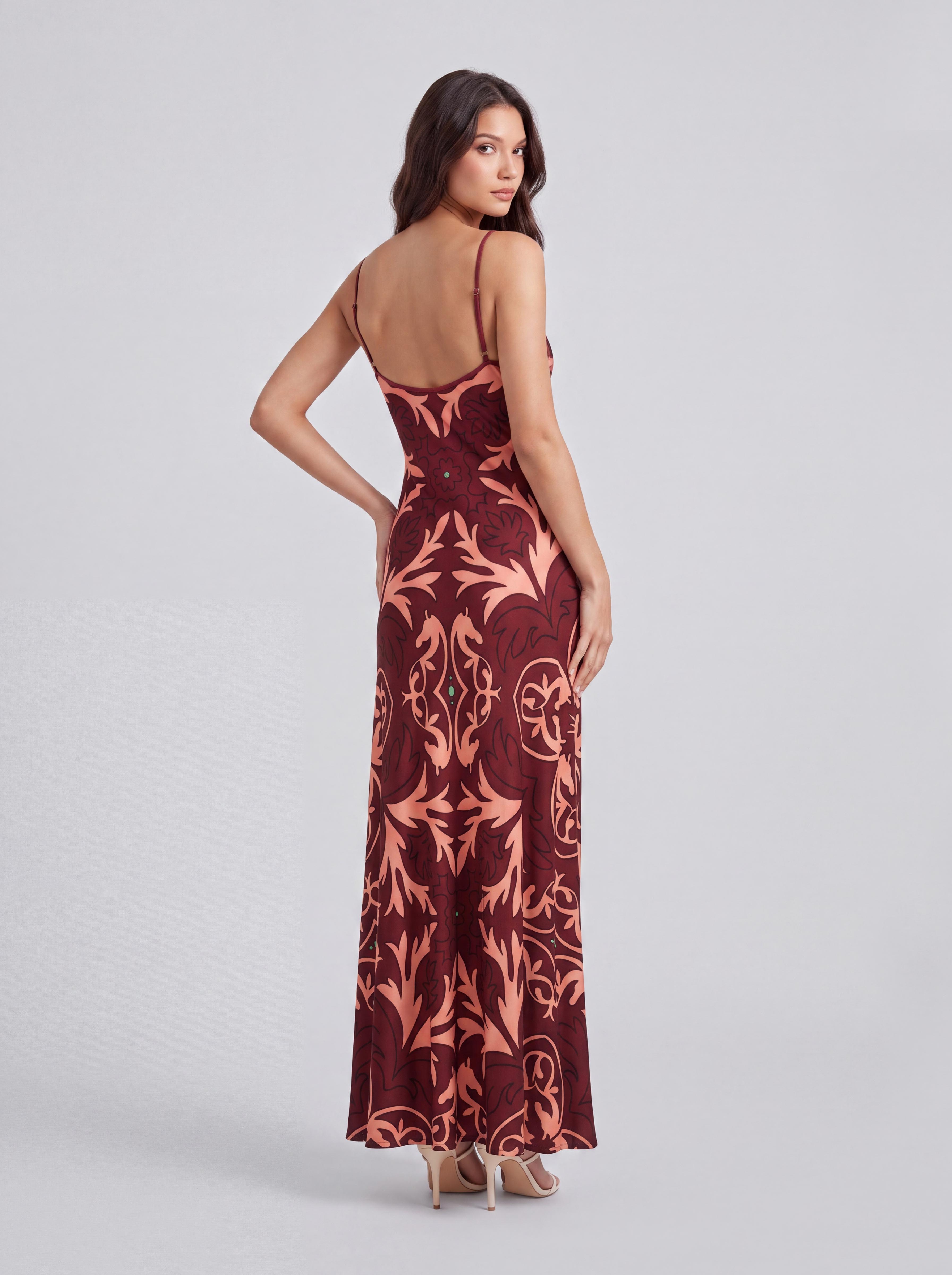 Retro European-style Pattern Slim-fit Long Dress With V-neck