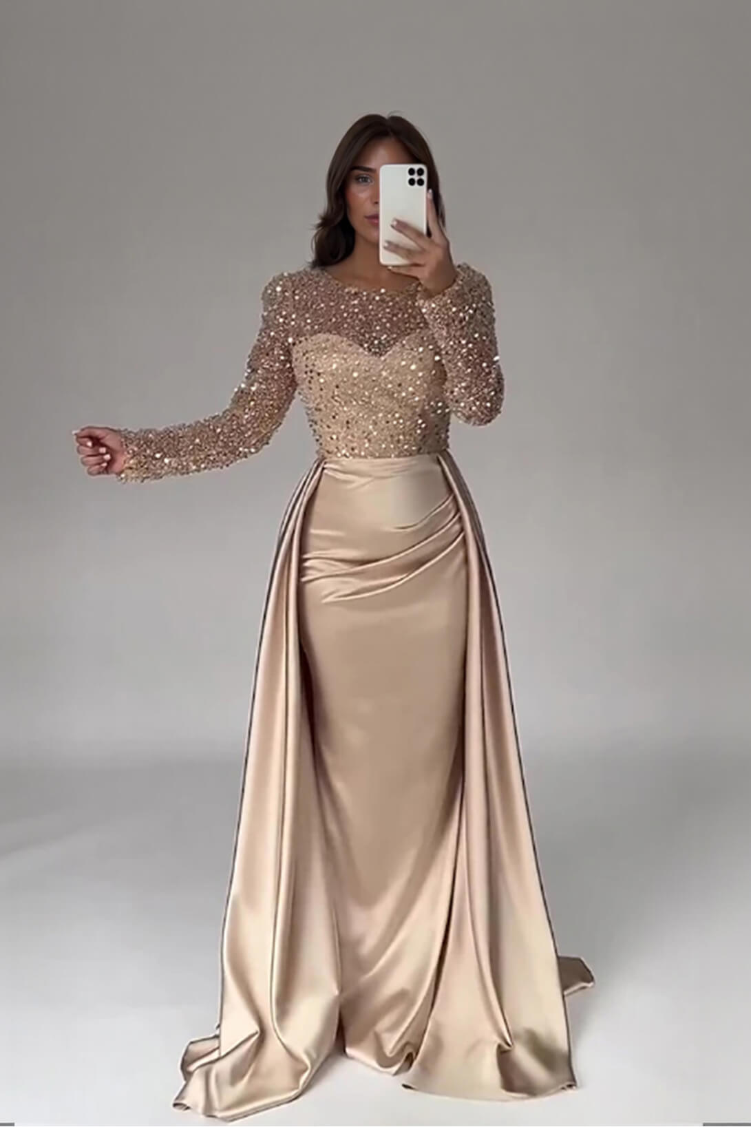 Exquisite Champagne-Colored Sparkling Rhinestone Sheer Tulle Sleeve Party Maxi Dress