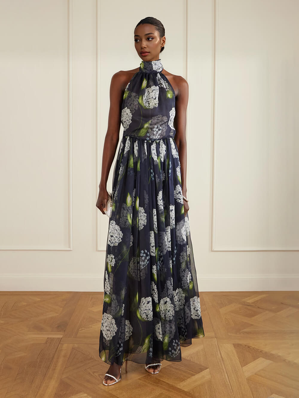 Fashionable Backless Printed Pleated Chiffon Maxi Dress