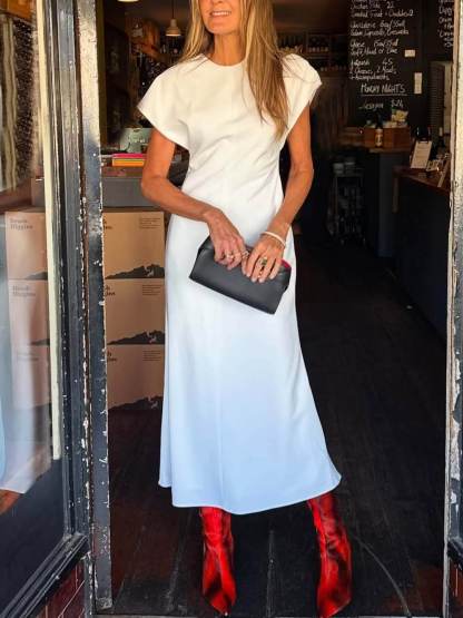 Elegant Drop-Shoulder Slim Maxi Dress