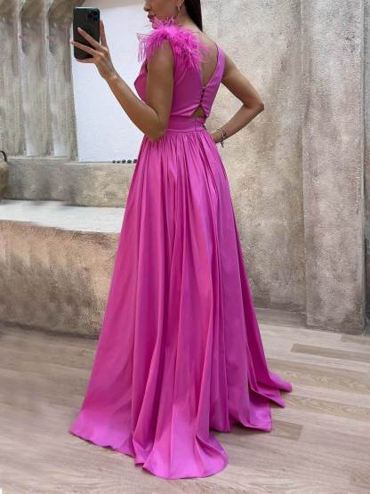 Exquisite Fashionable Waist Detail Feathered Evening Dress