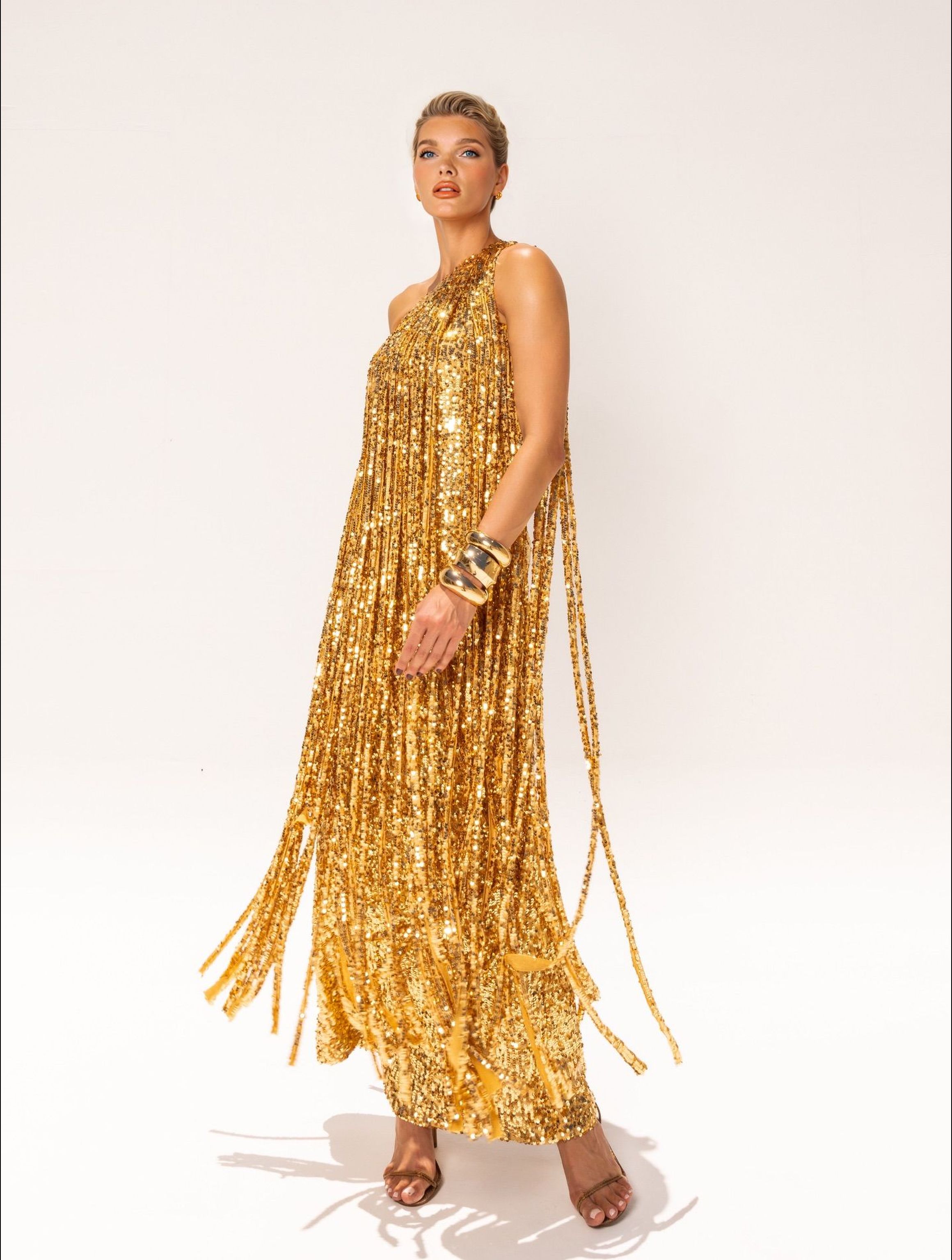 Elegant One-shoulder Neckline Tassel Sequin Maxi Dress