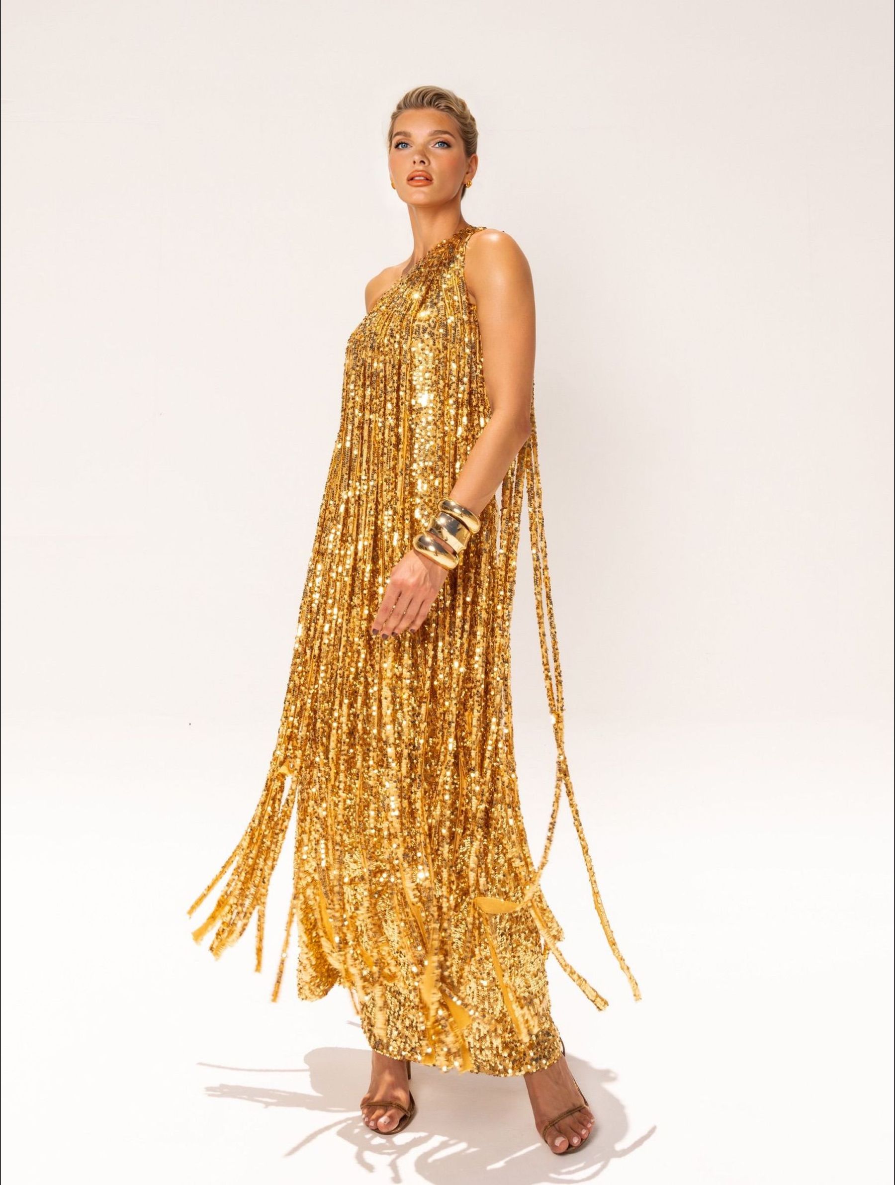Elegant One-shoulder Neckline Tassel Sequin Maxi Dress