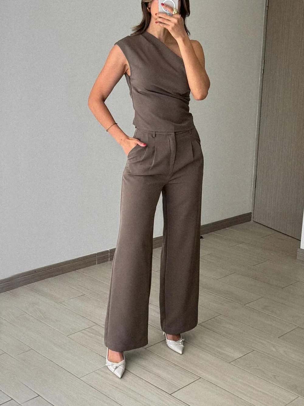 Asymmetric One-Shoulder Top