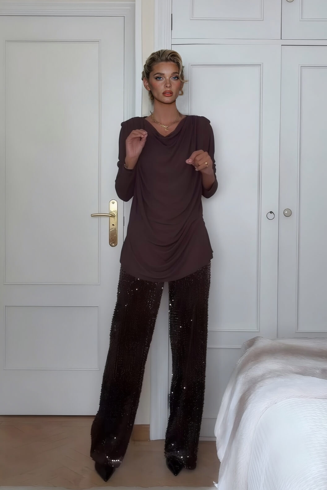 Unique Ruched Drop-Shoulder Long Sleeve Top