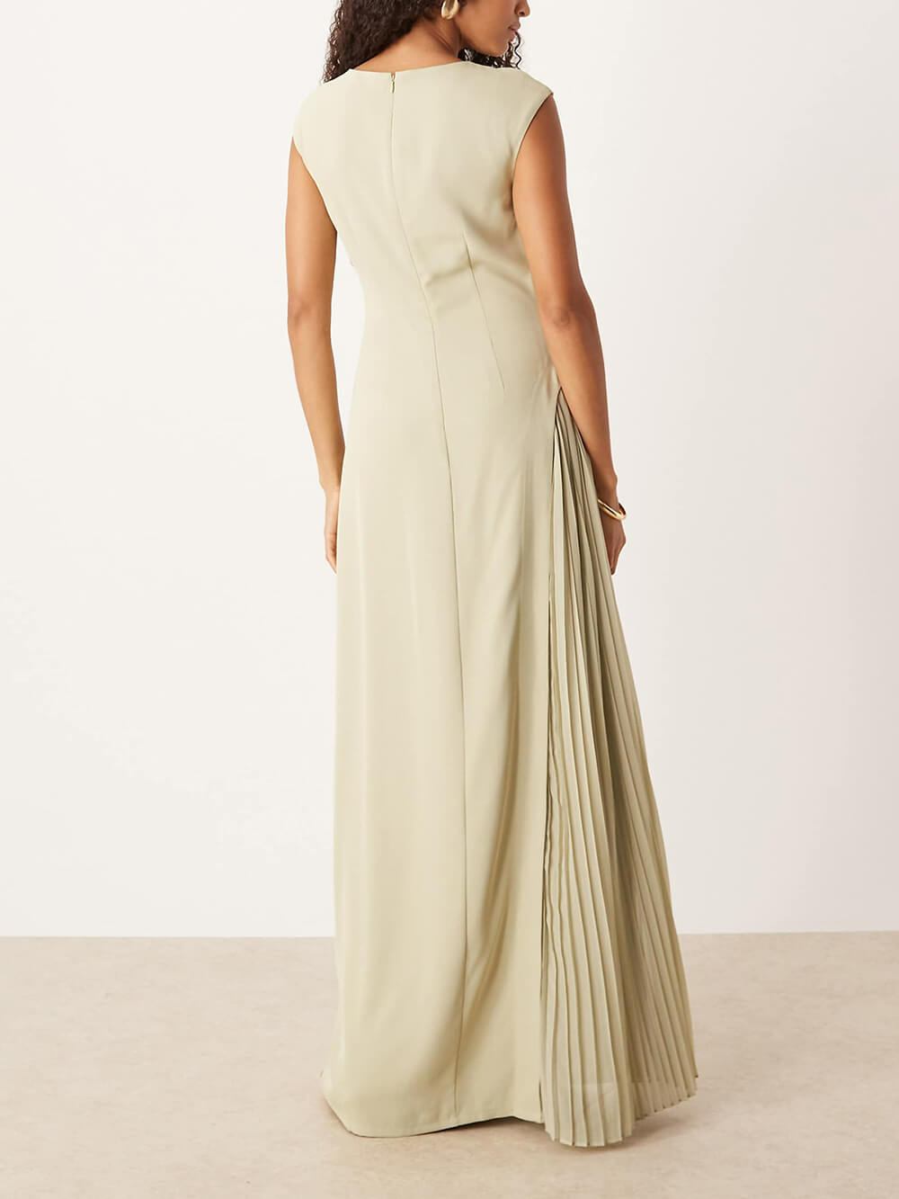 Exquisite Cap Sleeve Pleated Maxi Dress