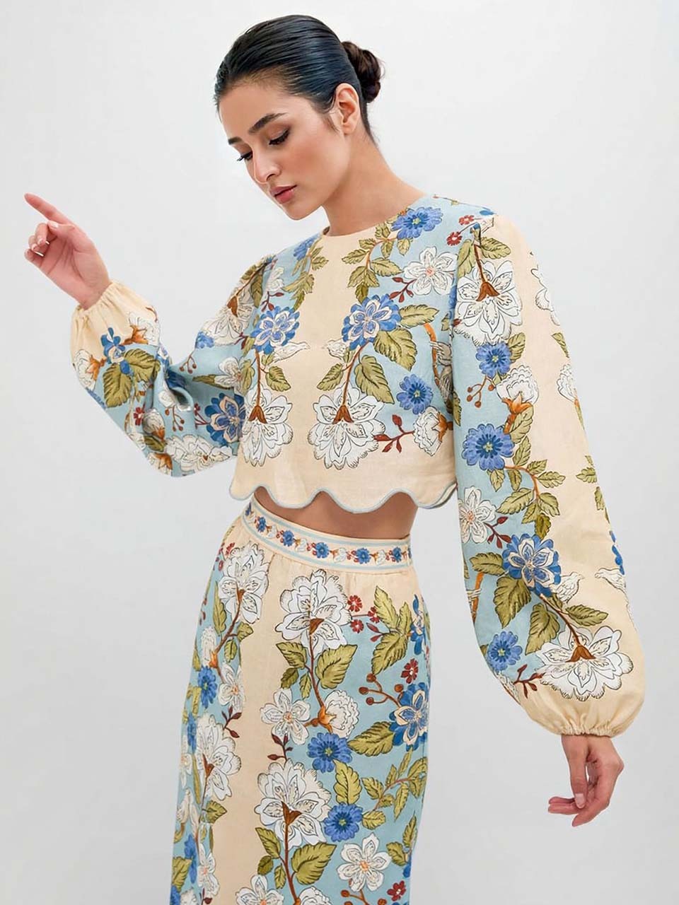 Retro Floral Embroidered Midi Skirt