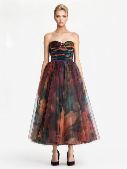 Elegant Strapless Gradient Tulle Midi Dress