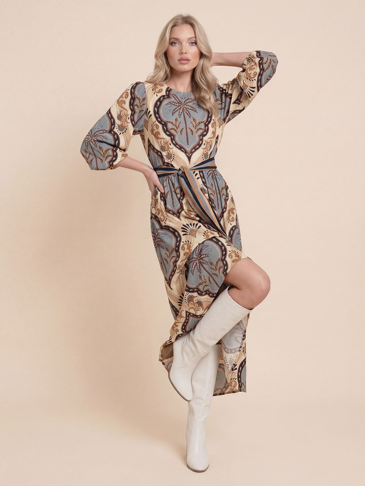 Elegant Vintage Palm Print Belted Maxi Dress