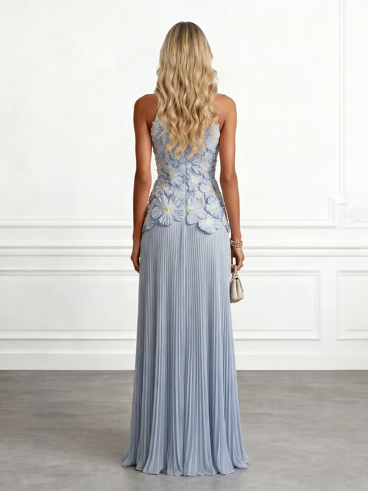 Elegant halter neck 3D kvetinová aplikácia riasená maxi šaty