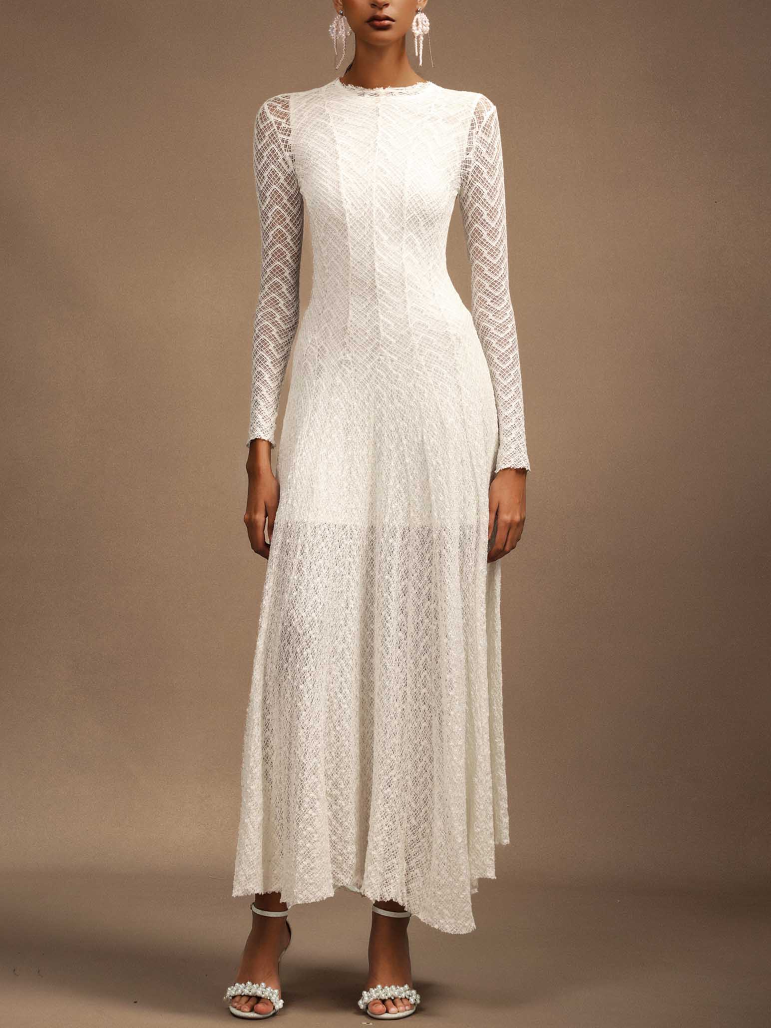 Elegant Lace Round Neck A-Line Maxi Dress