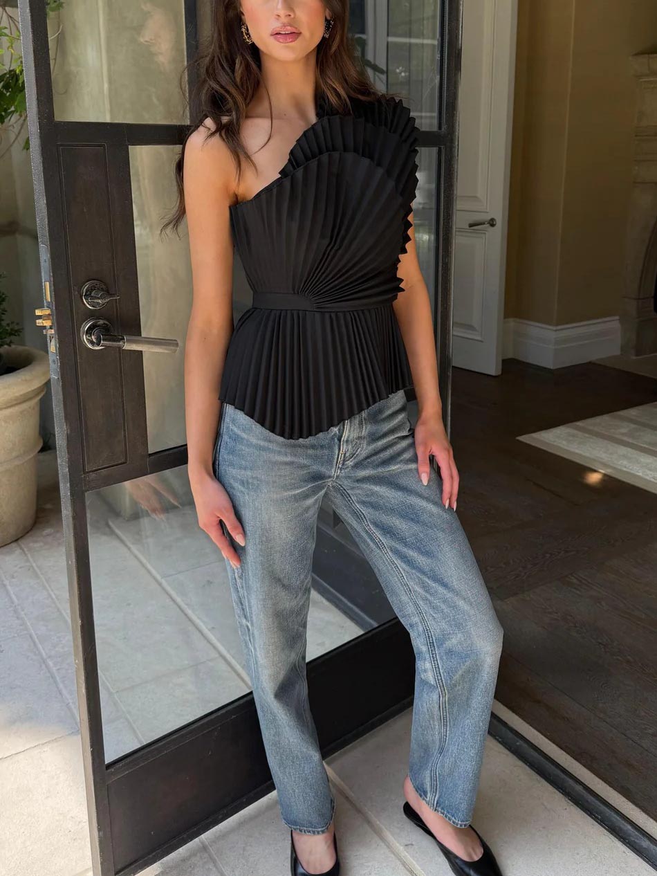 Elegant One-shoulder Pleated Top And High-waisted Pants Set