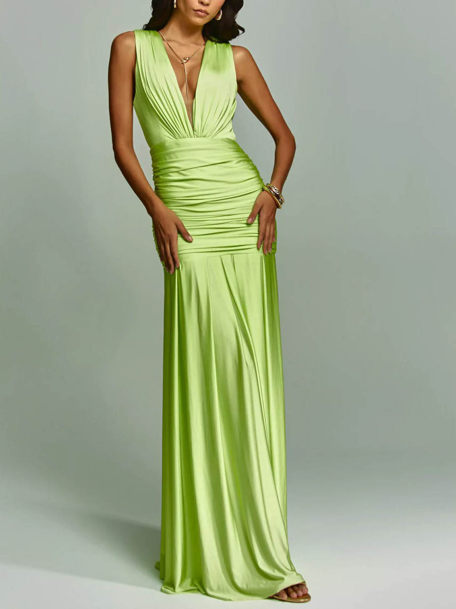 Elegant Sleeveless Pleated Floor-Length Maxi Dress