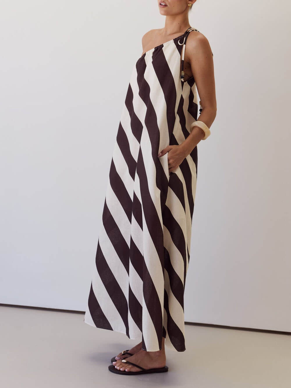 Elegant Striped Print One-Shoulder Tie-Waist Side Pockets Maxi Dress