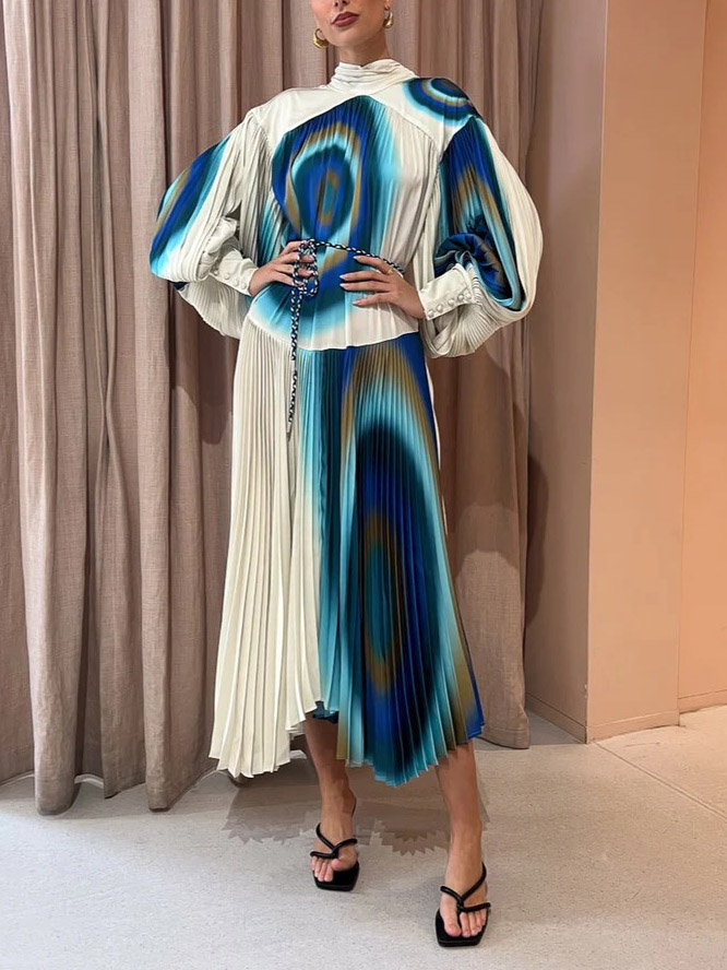 Exquisite Abstract Wave Print Pleated Maxi Dress