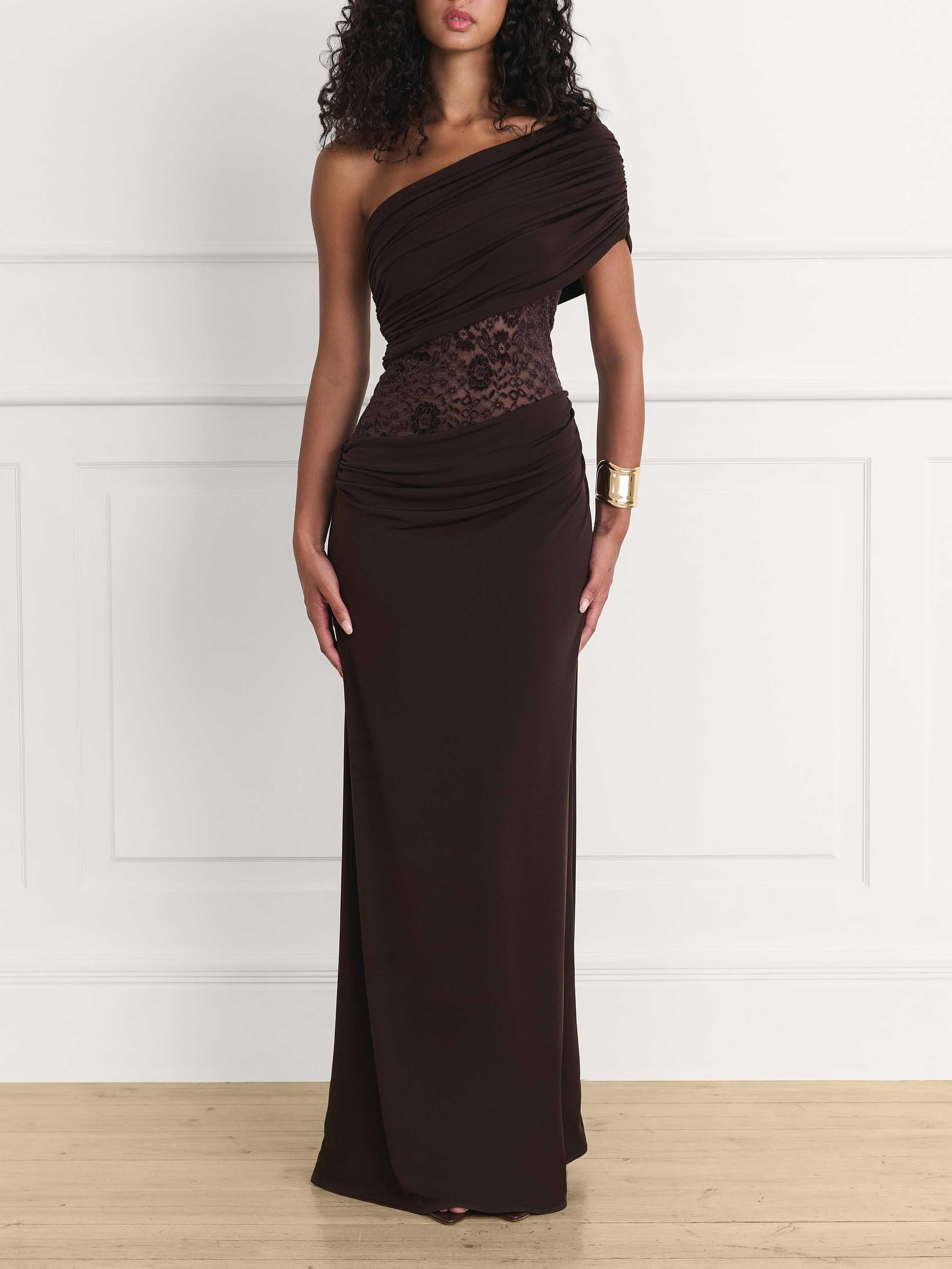 Sexy One-Shoulder Lace Panel Pleated Maxi Dress