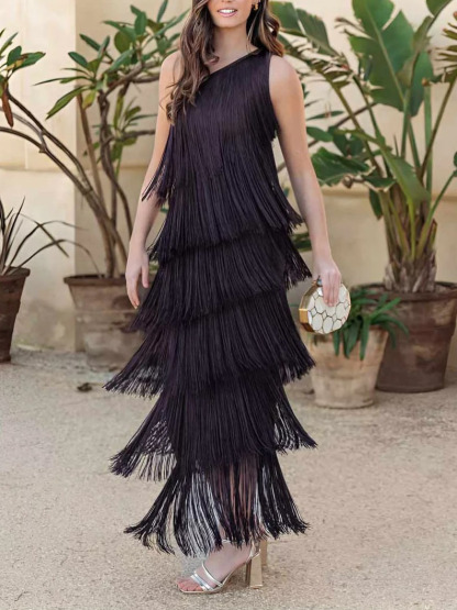 Elegant One-shoulder Sleeve Fringe Maxi Dress