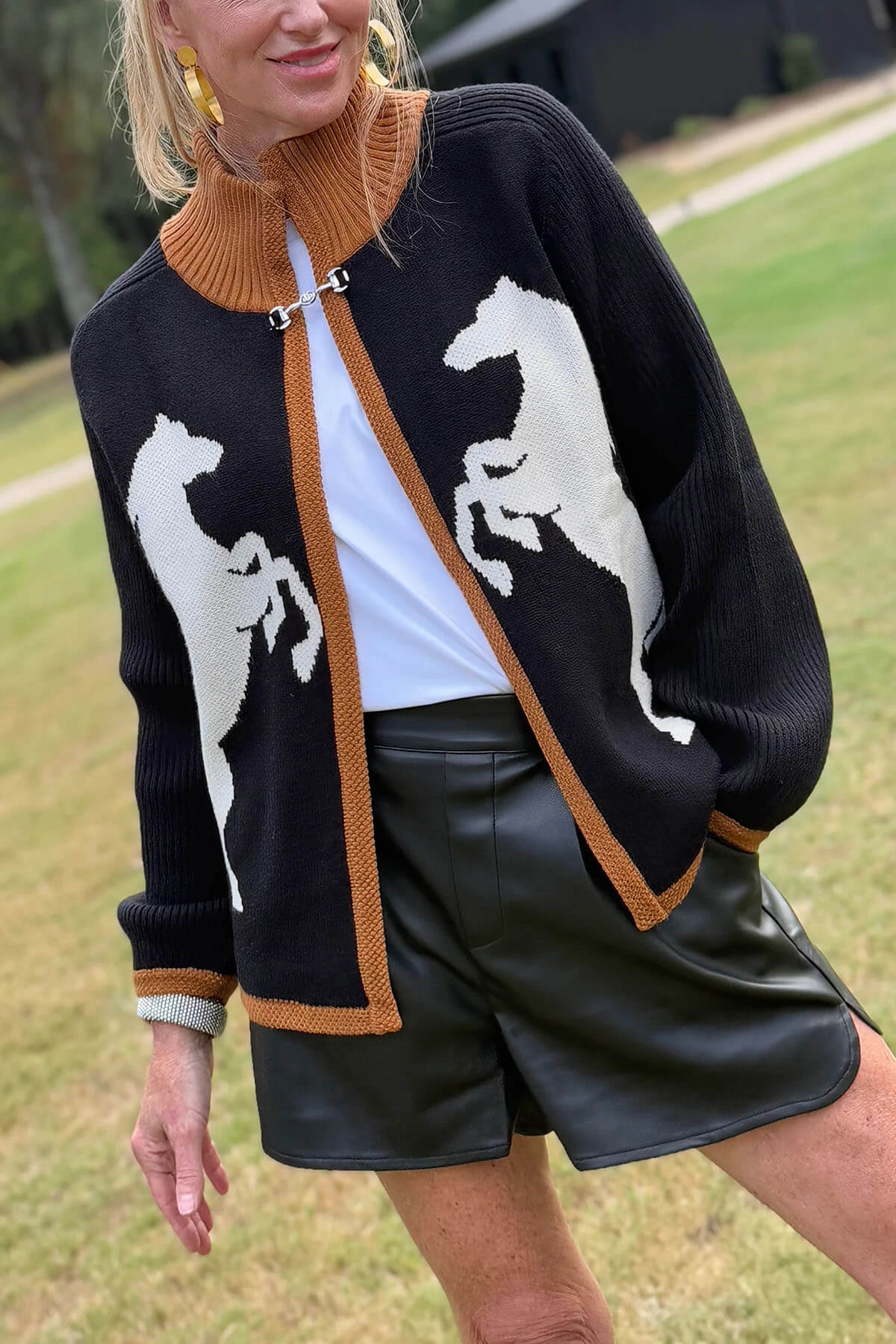 Fashion White Horse Pattern Casual Long-sleeved Knitted Cardigan