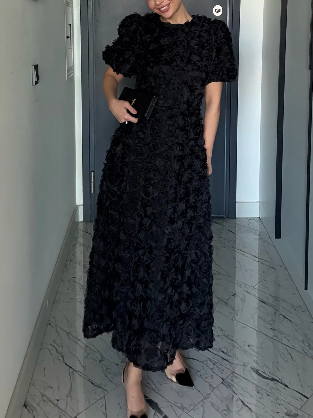 Elegant Rose-patterned Puff-sleeved Maxi Dress