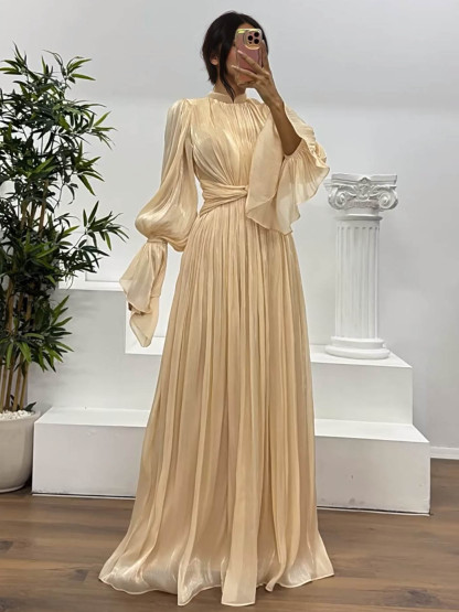 Elegant Pleated Flowy Long-Sleived Maxi Dress