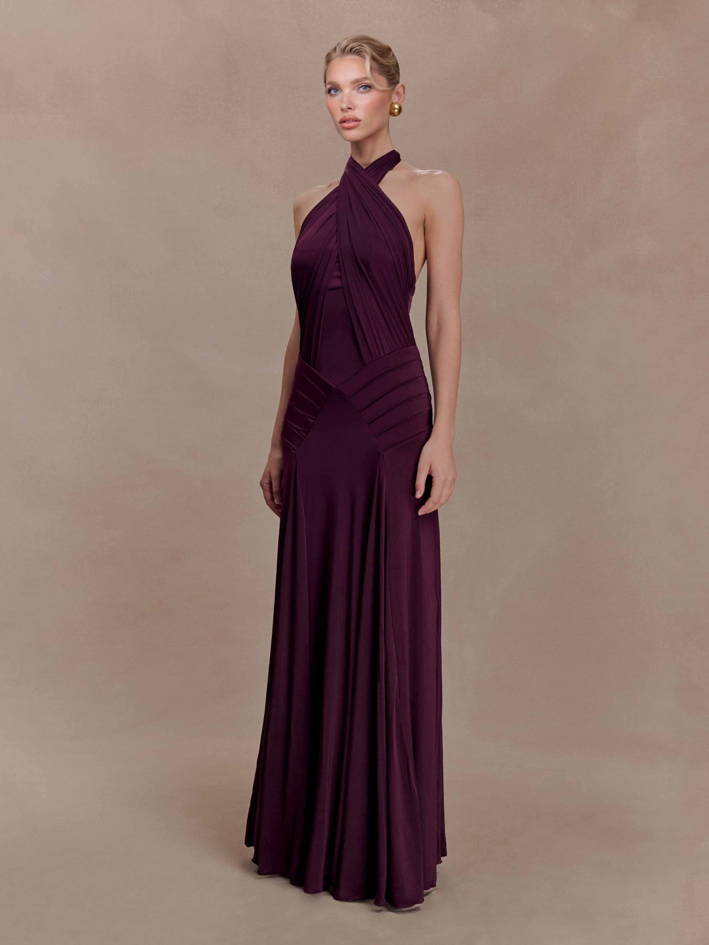 Elegant Pleated Fitted Backless Maxi Dress