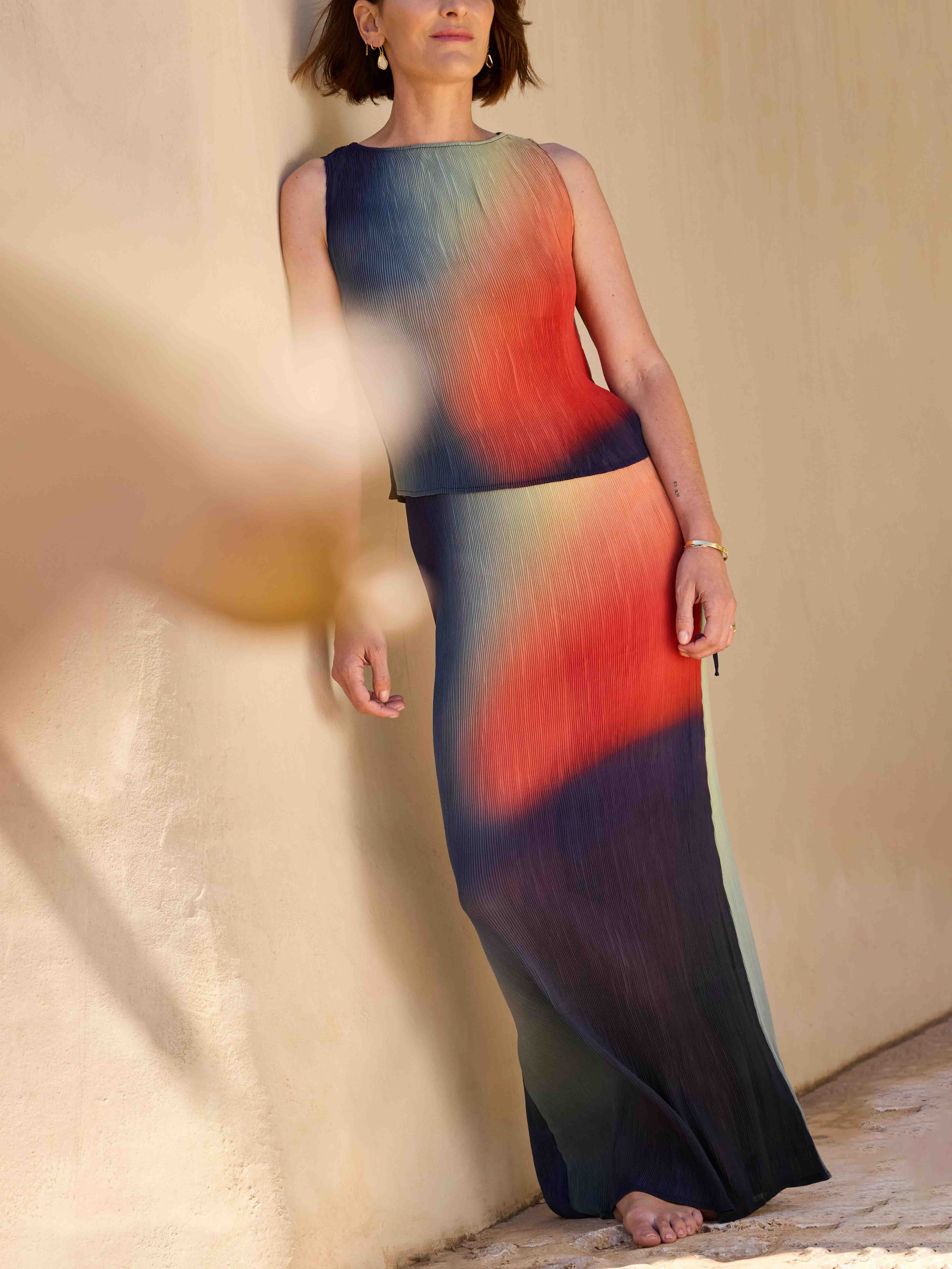 Elegant Gradient Abstract Print Sleeveless Two-Piece Set