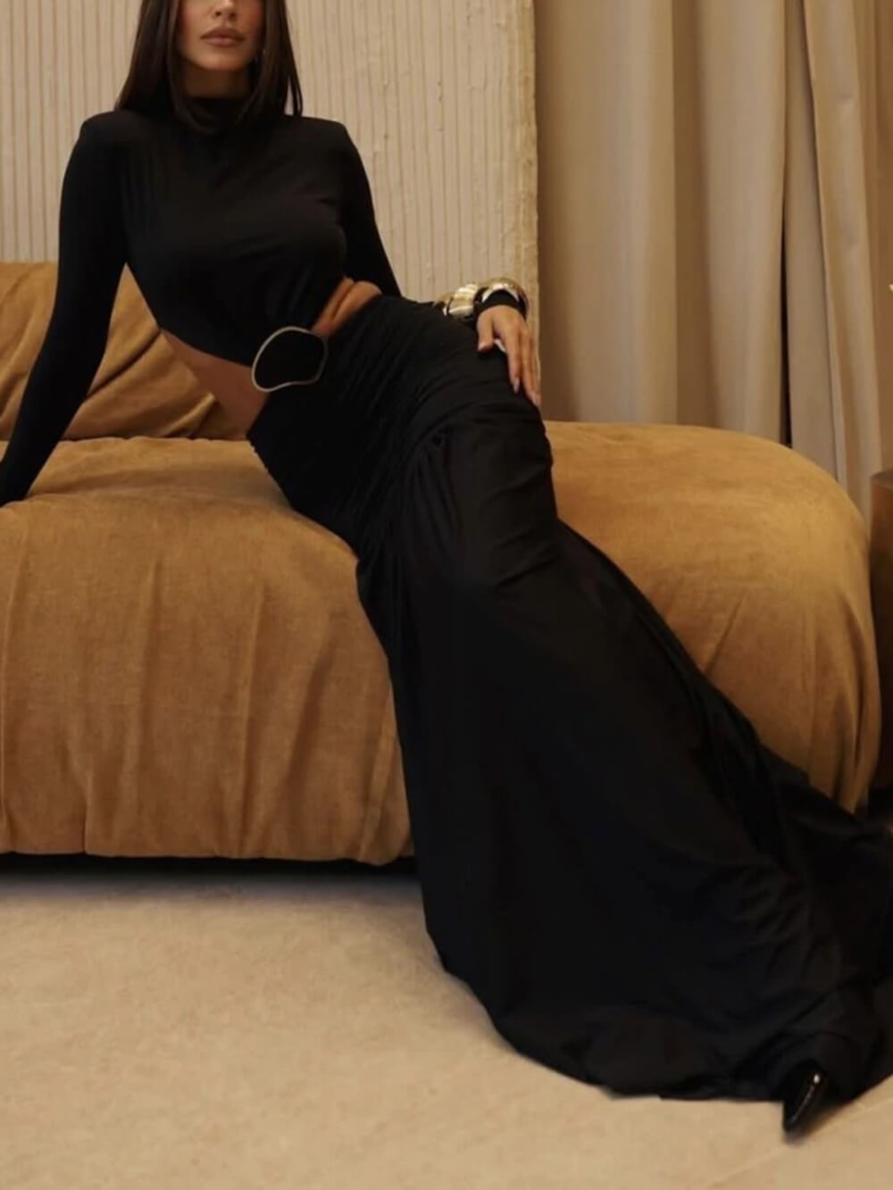 Fashion Pleated Long-Sleeve Cutout Maxi Dress