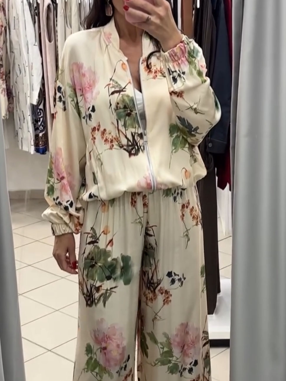 Elegant Floral Satin Zip-Up Jacket & Pants Two-Piece Set