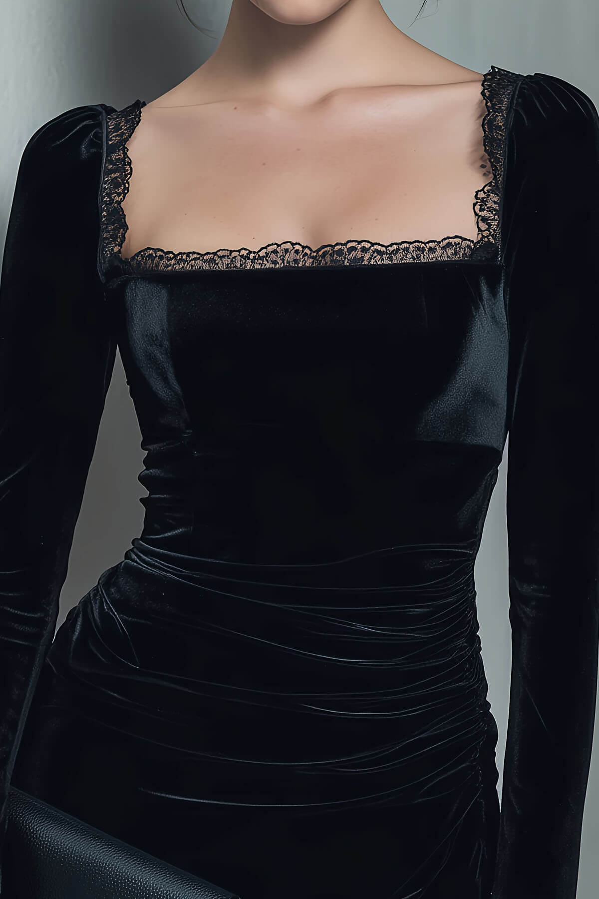 Exquisite Velvet Lace-trimmed Square Neck Slim-fit Mini Dress