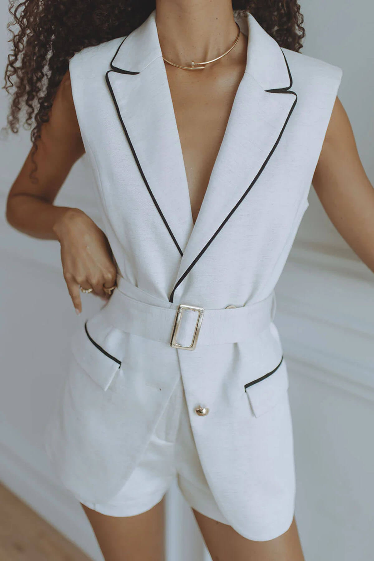 Exquisite Ruffled Pocket Shorts