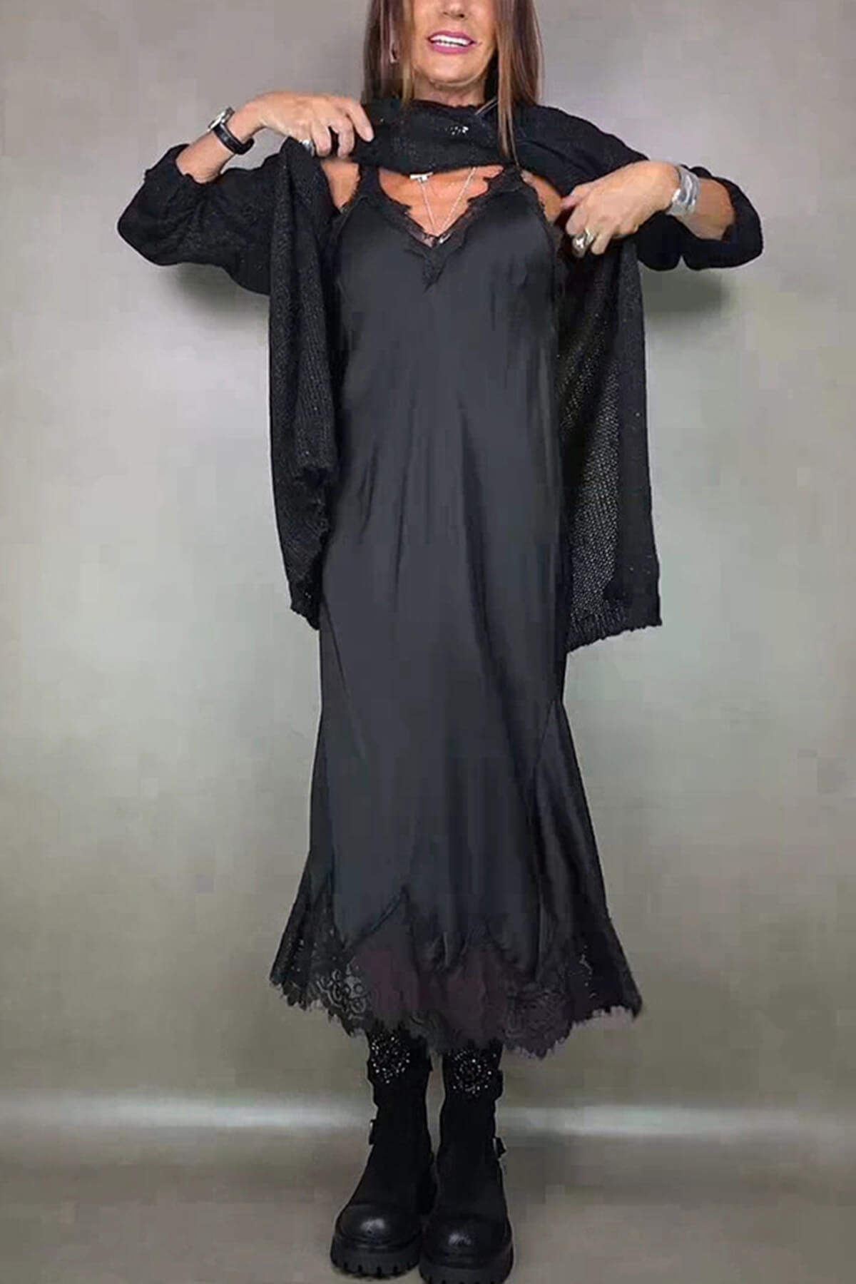 Fashion Lace-Trimmed Spaghetti Strap Casual Midi Dress