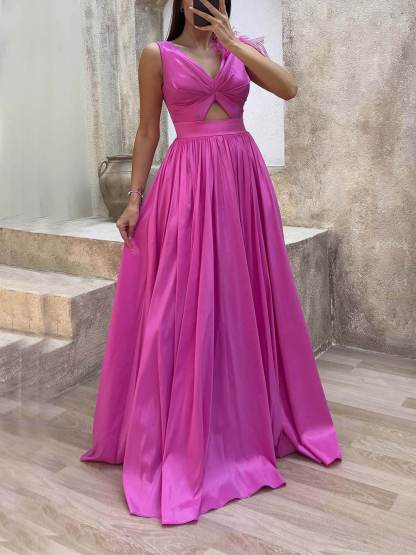 Exquisite Fashionable Waist Detail Feathered Evening Dress